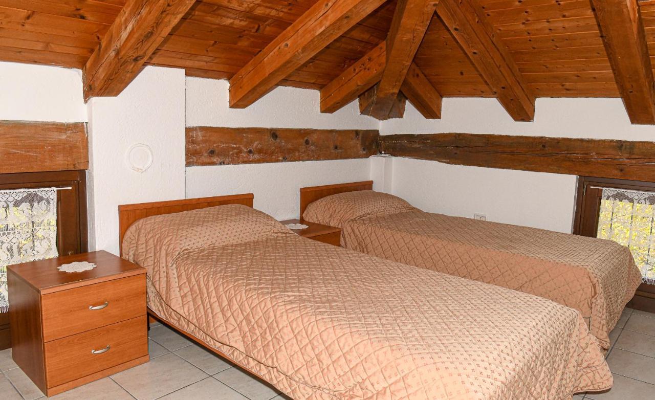 Stars Apartments Gressan Cerise Extérieur photo
